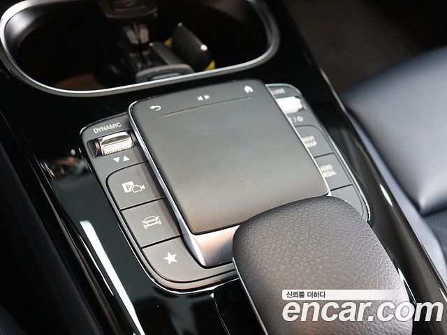Mercedes-Benz A-Class (W177) A220 Hatchback 2020 — фото 15