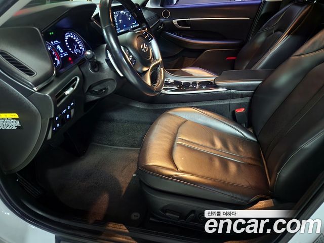Hyundai Sonata (DN8) 2.0 Premium 2020 — фото 10