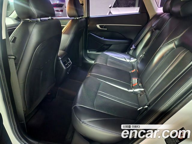 Hyundai Sonata (DN8) 2.0 Premium 2020 — фото 15
