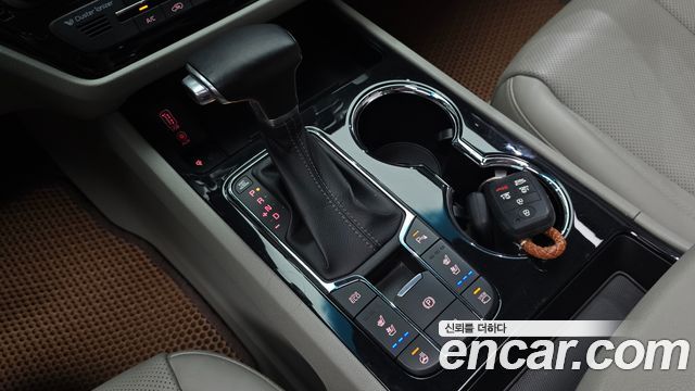 Kia Carnival Gasoline 9-Seater Noblesse Special 2019 — фото 9