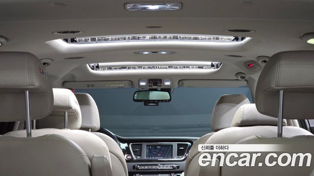 Kia Carnival Gasoline 9-Seater Noblesse Special 2019 — фото 15