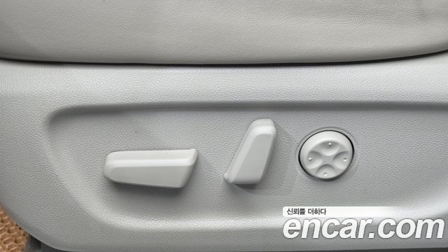 Kia Carnival Gasoline 9-Seater Noblesse Special 2019 — фото 31
