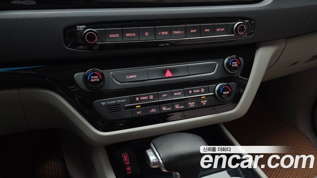 Kia Carnival Gasoline 9-Seater Noblesse Special 2019 — фото 32