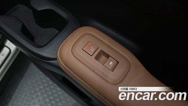Hyundai Santa Fe (MX5) Gasoline 2.5T 2WD Calligraphy 2024 — фото 17