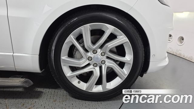 Land Rover Range Rover Sport (II) 3.0 SC HSE Dynamic 2019 — фото 27