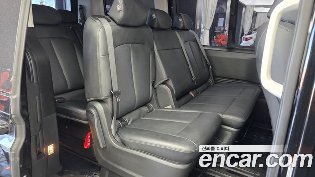 Hyundai Staria 4WD Tourer 11-Seater Modern 2023 — фото 11