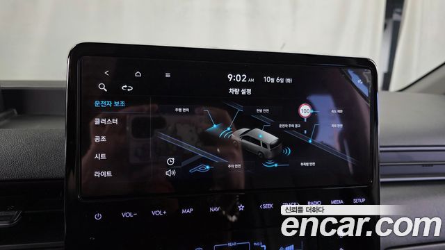 Hyundai Staria 4WD Tourer 11-Seater Modern 2023 — фото 15
