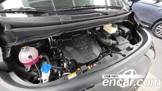 Hyundai Staria L3.5 Cargo 3-Seater Modern 2023 — фото 6