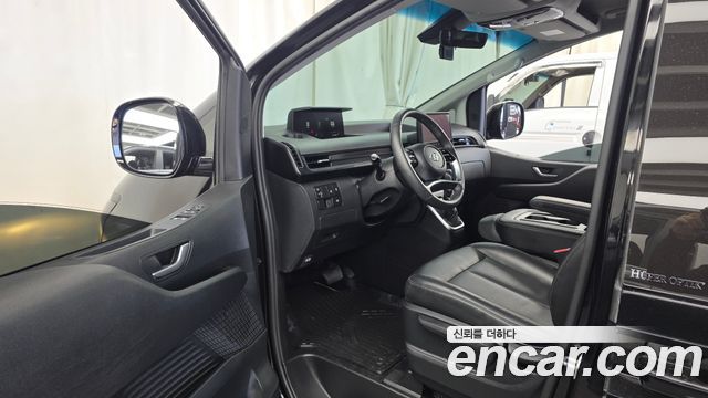 Hyundai Staria L3.5 Cargo 3-Seater Modern 2023 — фото 10