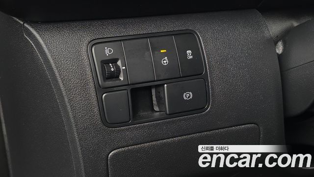 Hyundai Staria L3.5 Cargo 3-Seater Modern 2023 — фото 19