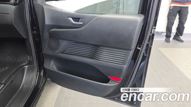 Hyundai Staria L3.5 Cargo 3-Seater Modern 2023 — фото 25