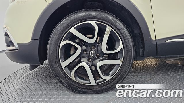 Renault Korea QM3 RE 2015 — фото 5