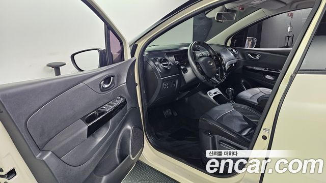 Renault Korea QM3 RE 2015 — фото 10