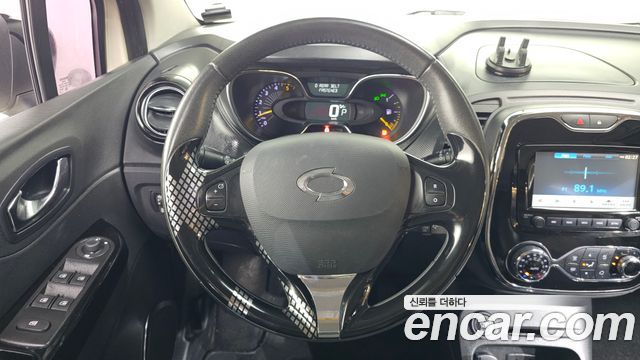 Renault Korea QM3 RE 2015 — фото 13