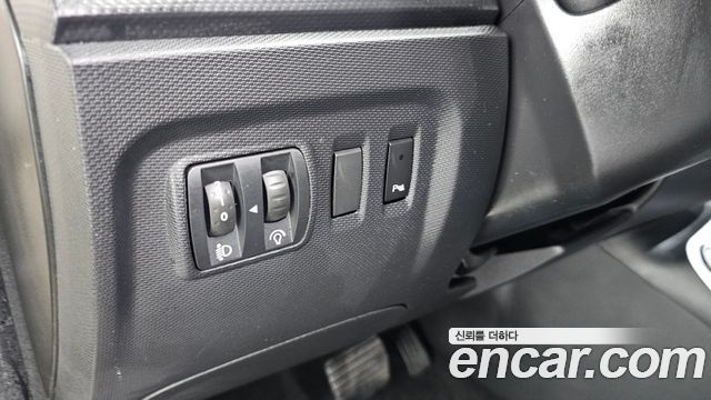 Renault Korea QM3 RE 2015 — фото 20