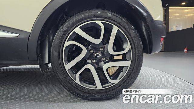 Renault Korea QM3 RE 2015 — фото 21
