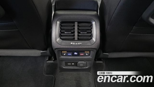 Volkswagen Tiguan (II) 2.0 TDI Prestige 2020 — фото 19