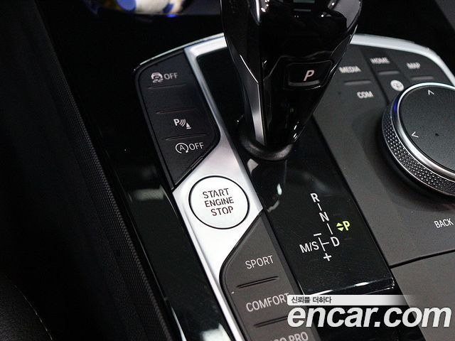 BMW 1 Series (F40) 120i Sports 2022 — фото 10