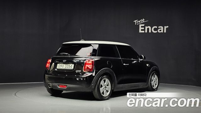 MINI Cooper Standard Third Generation 2019 — фото 2