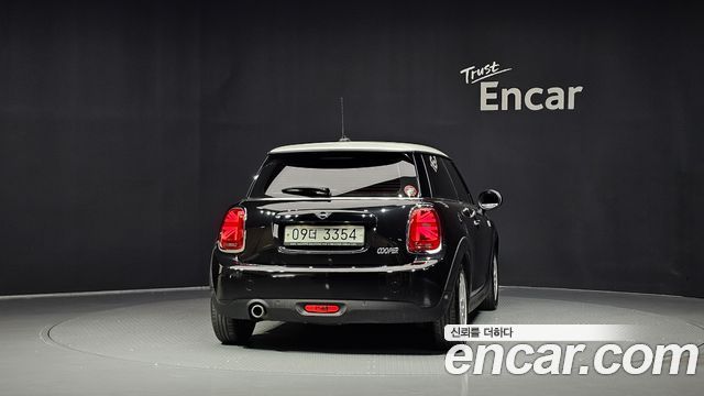 MINI Cooper Standard Third Generation 2019 — фото 4