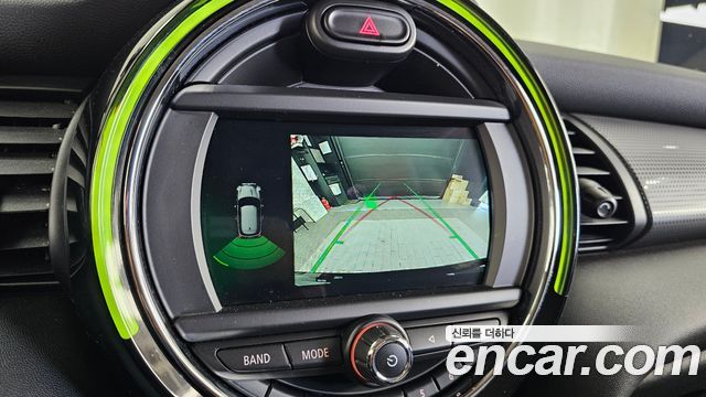 MINI Cooper Standard Third Generation 2019 — фото 14