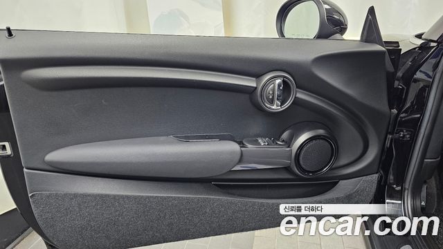MINI Cooper Standard Third Generation 2019 — фото 24