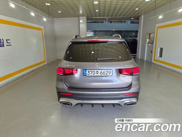 Mercedes-Benz GLB-Class (X247) GLB250 4MATIC 2023 — фото 5