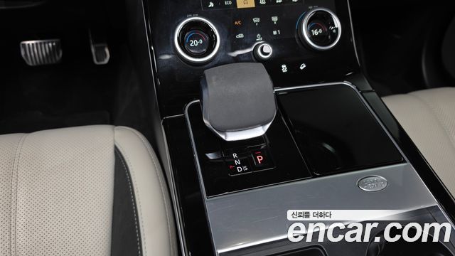 Land Rover Range Rover Velar 3.0 P400 R-Dynamic SE 2021 — фото 9