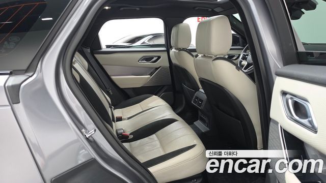Land Rover Range Rover Velar 3.0 P400 R-Dynamic SE 2021 — фото 11
