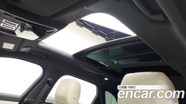 Land Rover Range Rover Velar 3.0 P400 R-Dynamic SE 2021 — фото 17