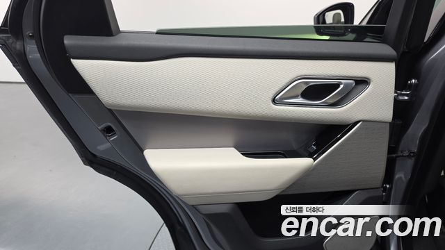 Land Rover Range Rover Velar 3.0 P400 R-Dynamic SE 2021 — фото 25