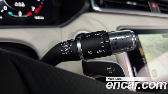 Land Rover Range Rover Velar 3.0 P400 R-Dynamic SE 2021 — фото 27