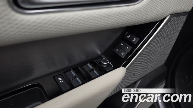 Land Rover Range Rover Velar 3.0 P400 R-Dynamic SE 2021 — фото 28