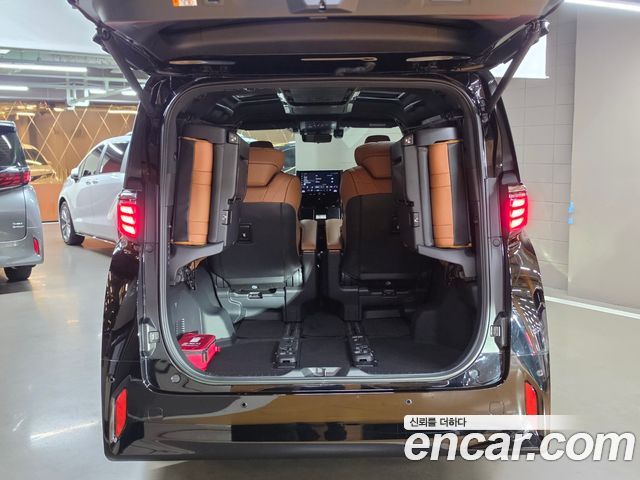 Toyota Alphard (IV) 2.5 HEV Executive AWD 2025 — фото 24