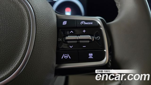 Kia Carnival (IV) Gasoline 4-Seater Hi-Limousine Signature 2023 — фото 17