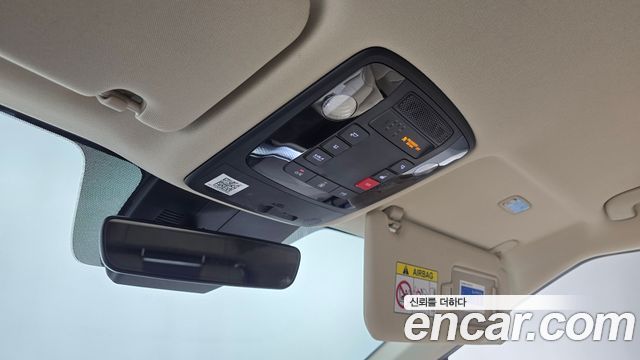 Kia Carnival (IV) Gasoline 4-Seater Hi-Limousine Signature 2023 — фото 20