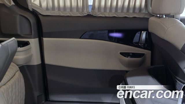 Kia Carnival (IV) Gasoline 4-Seater Hi-Limousine Signature 2023 — фото 25