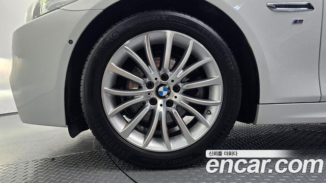 BMW 5 Series (F10) 528i xDrive M Aero Dynamic 2016 — фото 5