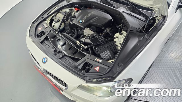 BMW 5 Series (F10) 528i xDrive M Aero Dynamic 2016 — фото 6