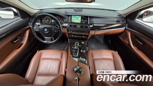 BMW 5 Series (F10) 528i xDrive M Aero Dynamic 2016 — фото 7