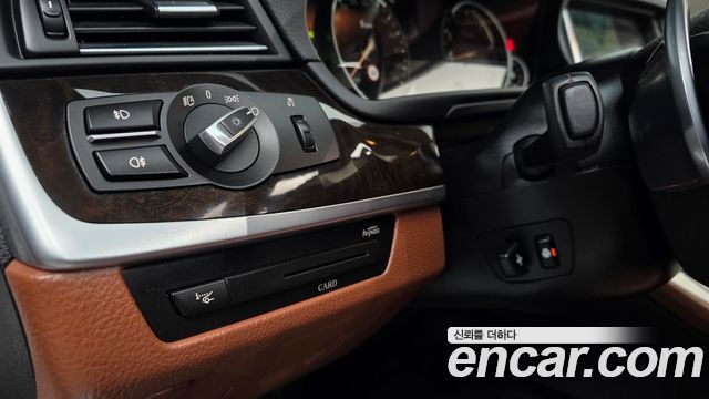 BMW 5 Series (F10) 528i xDrive M Aero Dynamic 2016 — фото 14