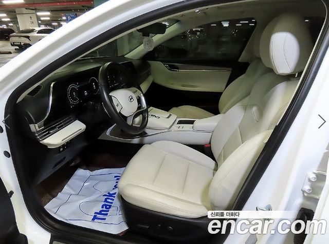 Hyundai Grandeur (IG) 2.5 Le Blanc 2023 — фото 6