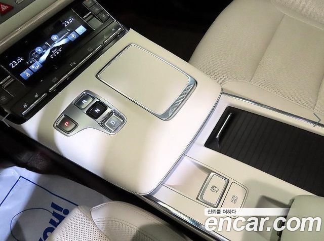 Hyundai Grandeur (IG) 2.5 Le Blanc 2023 — фото 16