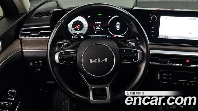 Kia K5 (III) 2.0 Noblesse 2022 — фото 13