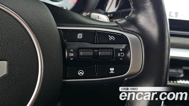 Kia K5 (III) 2.0 Noblesse 2022 — фото 31
