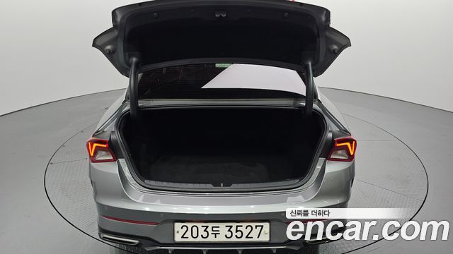 Kia K5 (III) 2.0 Noblesse 2022 — фото 36