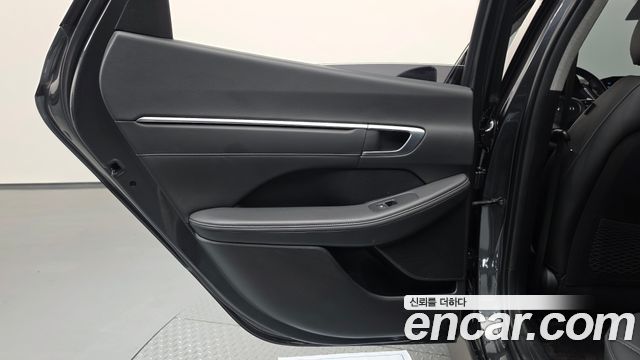 Hyundai Sonata (DN8) 2.0 Premium Plus 2022 — фото 25