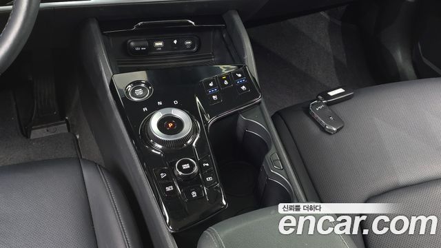 Kia Sportage (V) Gasoline 1.6 Turbo 2WD Nobleless 2024 — фото 9