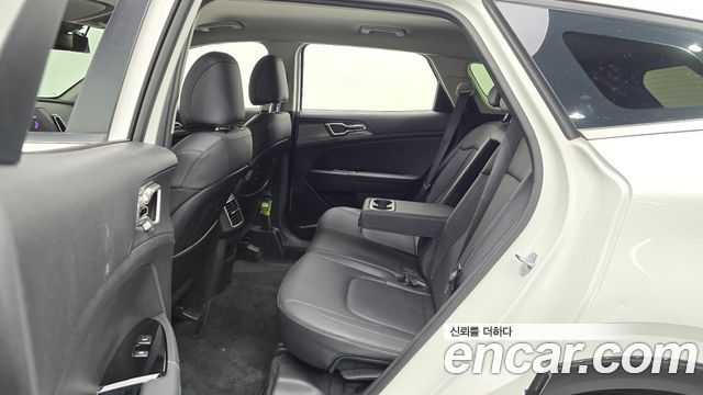 Kia Sportage (V) Gasoline 1.6 Turbo 2WD Nobleless 2024 — фото 11
