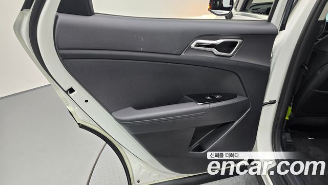 Kia Sportage (V) Gasoline 1.6 Turbo 2WD Nobleless 2024 — фото 25